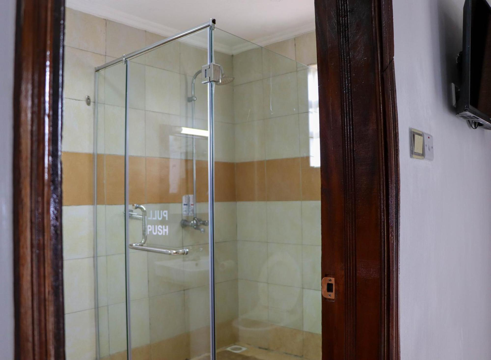 67 Airport Hotel Nairobi Mlolongo Extérieur photo