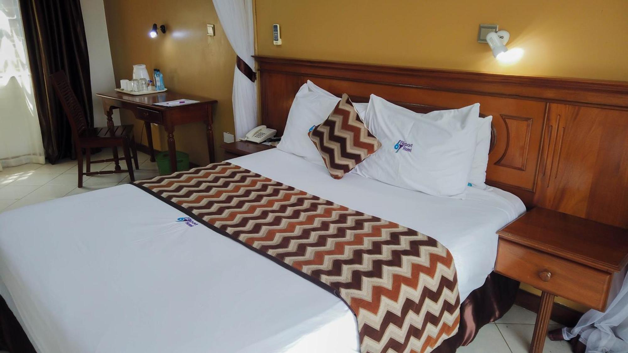 67 Airport Hotel Nairobi Mlolongo Extérieur photo