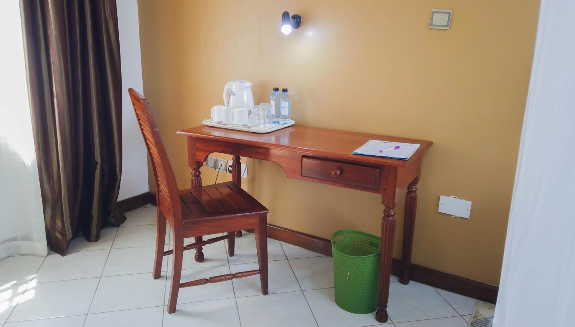 67 Airport Hotel Nairobi Mlolongo Extérieur photo